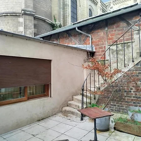 Appartamento House In Menilmontant Parigi